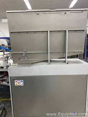 Línea para Llenado en Tubo IWK Verpackungstechnik GmbH 2843439