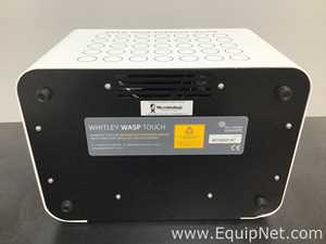 Manejadora de Líquidos Microbiology International Whitley Wasp Touch