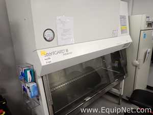 Baker Company SG403 Biological Safety Cabinet