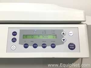 Eppendorf 5811F Laboratory Centrifuge