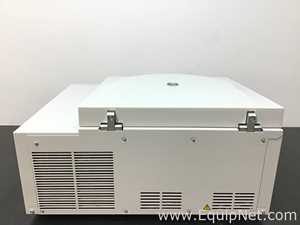 Eppendorf 5811F Laboratory Centrifuge