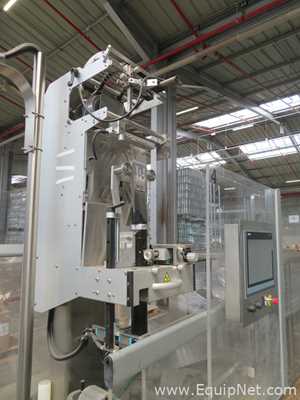Sleever International Sleevercombi Shrink Sleeve Machine - Bottle Sleever Line