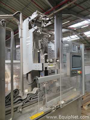 Sleever International Sleevercombi Shrink Sleeve Machine - Bottle Sleever Line