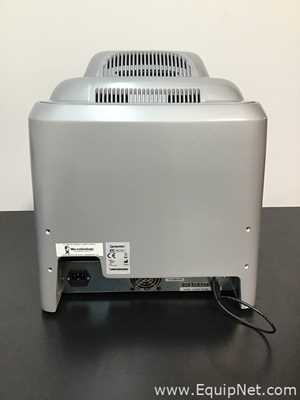 Manejadora de Líquidos Microbiology International Whitley Wasp Touch