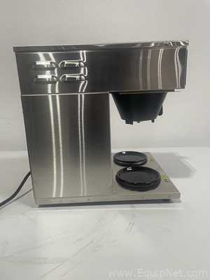 Lot of 5 Curtis Coffee makers with Coffee Pots