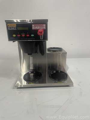 Lot of 5 Curtis Coffee makers with Coffee Pots