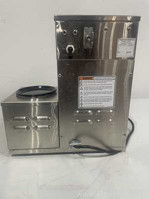 Lot of 5 Curtis Coffee makers with Coffee Pots