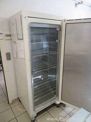 Incubadora MMM Medcenter LSIS-B2V/IC 404