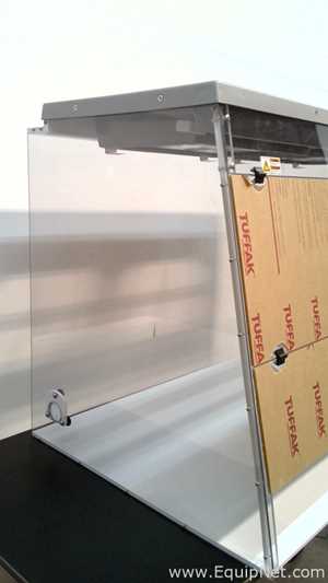 4FT Fume and Flow Hood with Hinged Protective Panels