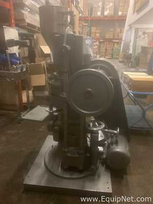 Compressora de Comprimidos Stokes Penwalt 900-513-16