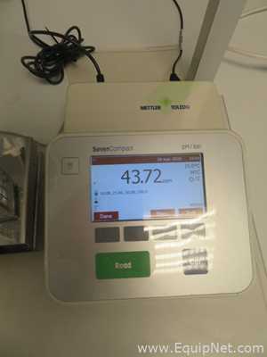 Mettler Toledo SevenCompact pH ION Meter with Electrode Stand