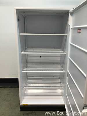 Labrepco LABH-30-FM Refrigerator