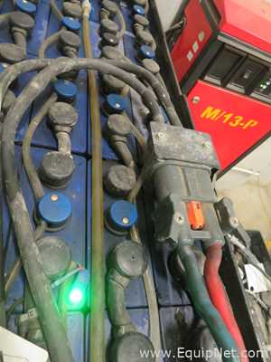 Distribución Eléctrica Hawker GmbH 48V4PZM620