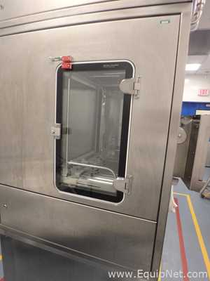 Optima - Metall and Plastic Pharmaceutical Isolator - Glovebox