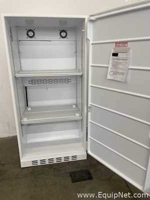 VWR VWR-30R Refrigerator