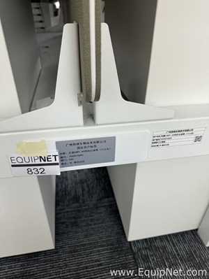 Lot of 12 Office Desks and Chairs Lot 832