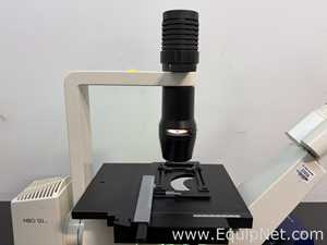 Microscópio Carl Zeiss Axiovert 40 CFL