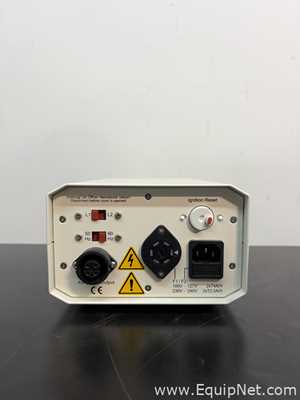 Microscópio Carl Zeiss Axiovert 40 CFL