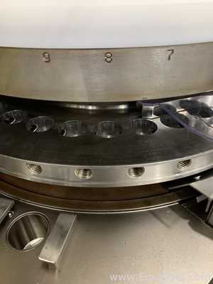 Korsch XL 400 Bi-layer Tablet Press