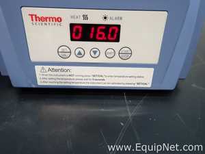 2 Thermo Scientific Heat Blocks one 88870008 and one 88870002