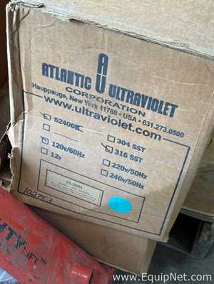 Sistema de Purificação e Destilação de Água Atlantic Ultraviolet Corporation Sanitron s2400C
