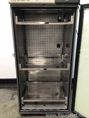 Caron 7401-33-1 CO2 Incubator With CRSY102-1 Condensate Recirculating, STER301 Ultrasonic Nebulizer