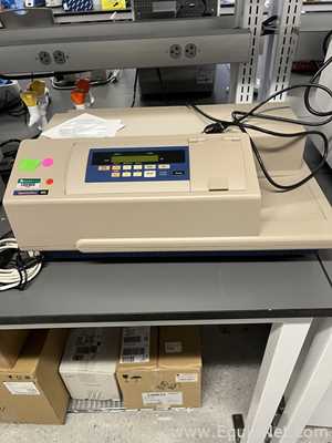 Molecular Devices SpectraMax M5 Microplate Reader