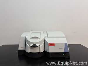 Espectrofotómetro Thermo Fisher Scientific Evolution 350