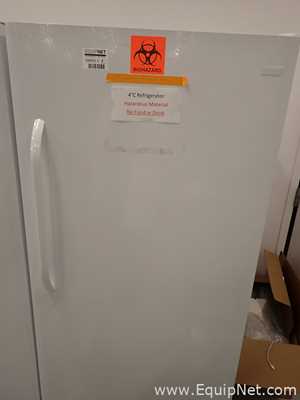 Frigidaire FFRU17B2QWD 4c Refrigerator