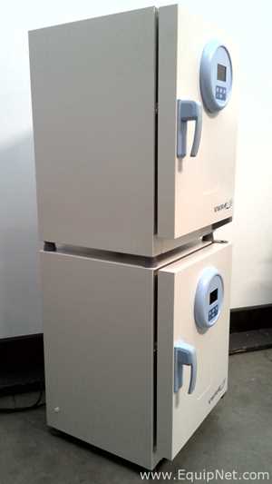 VWR Gr Con 2.6CF Double Stacked Incubators