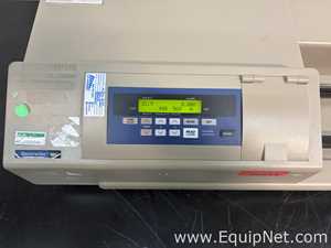 Molecular Devices SpectraMax M5 Microplate Reader