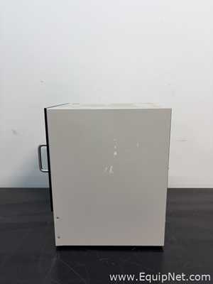 Incubadora Boekel 132000