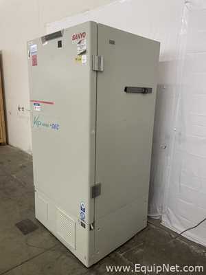 Congelador Sanyo MDF-U71V