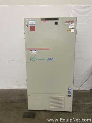 Congelador Sanyo MDF-U71V