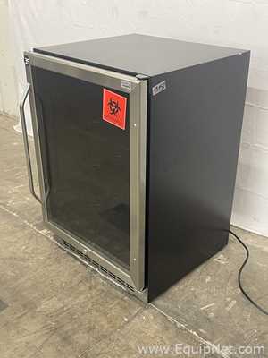 Unidade de Refrigeração Edgestar CBR1502SG