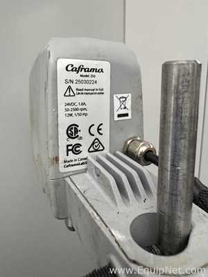 Agitador e Placa de Aquecimento Caframo BDC250