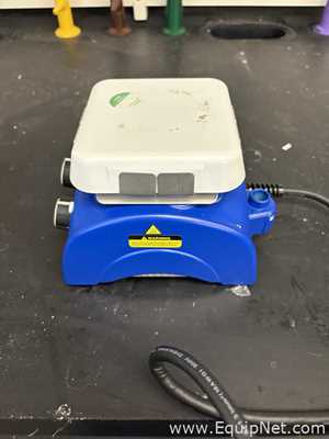 Fisher Scientific 1152016SH Ceramic Top Hot Plate Stirrer