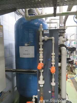 Structural Europe N.V. 710 Liter Ion Exchange Water Softener Tank