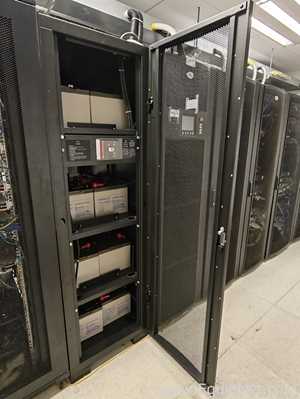 Equipo de Computación Emerson Cabinet