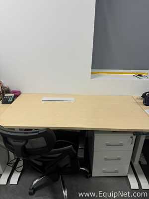 Lot of 4 Sets of Office Furniture Lot 924