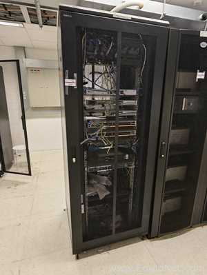Equipo de Computación Toten Cabinets DL380