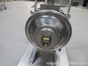 Bomba de Diafragma Acero inoxidable Saneco 
