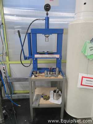 VRB Friesland B.V. 10T Hydraulic Press