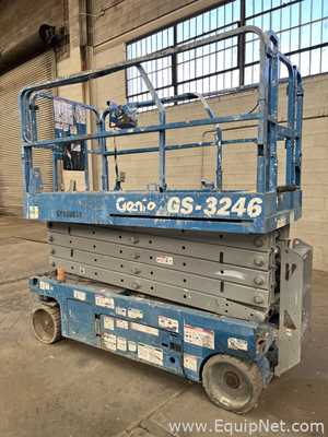 Genie GS-3246 Scissor Lift