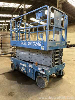 Genie GS-3246 Scissor Lift