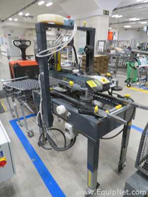 Máquina de Colocar Fita Siat Packaging Machines SM2