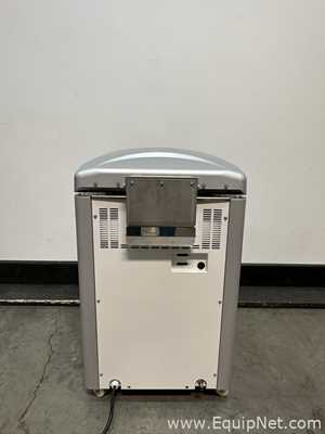 Yamato Scientific SM530 Autoclave