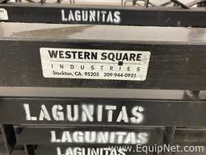 Lote de 20 Equipo para elaboración y destilación de cerveza Western Square Industries Keg Rack