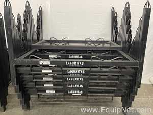 Lote de 21 Equipo para elaboración y destilación de cerveza Western Square Industries Keg Rack
