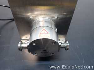 Bomba de Laboratorio QuatroFlow QF15ACUEGN-115